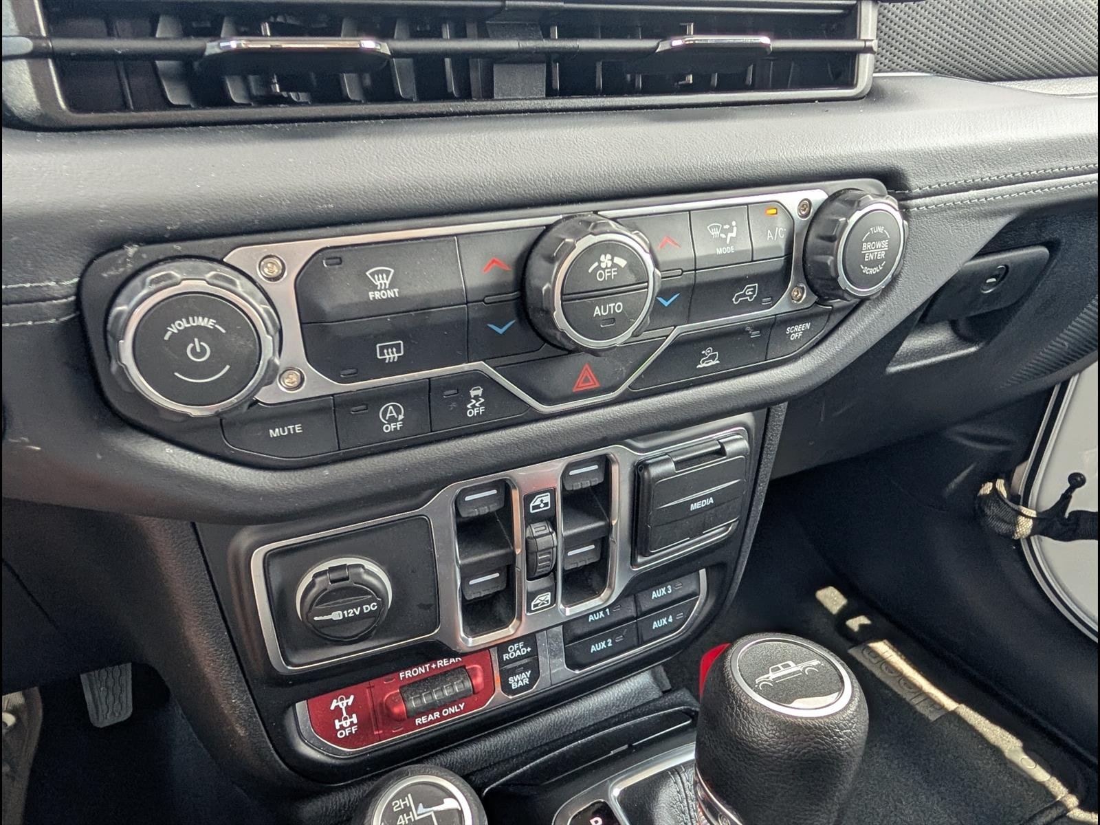 2026 Jeep Gladiator Rubicon - Photo 15