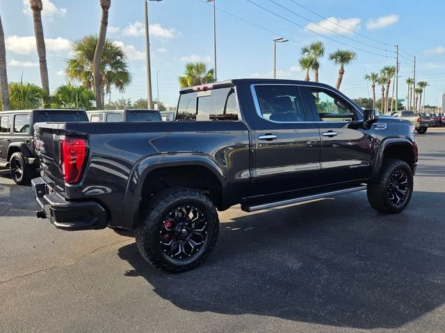 Used 2022 Silver GMC Denali image 7