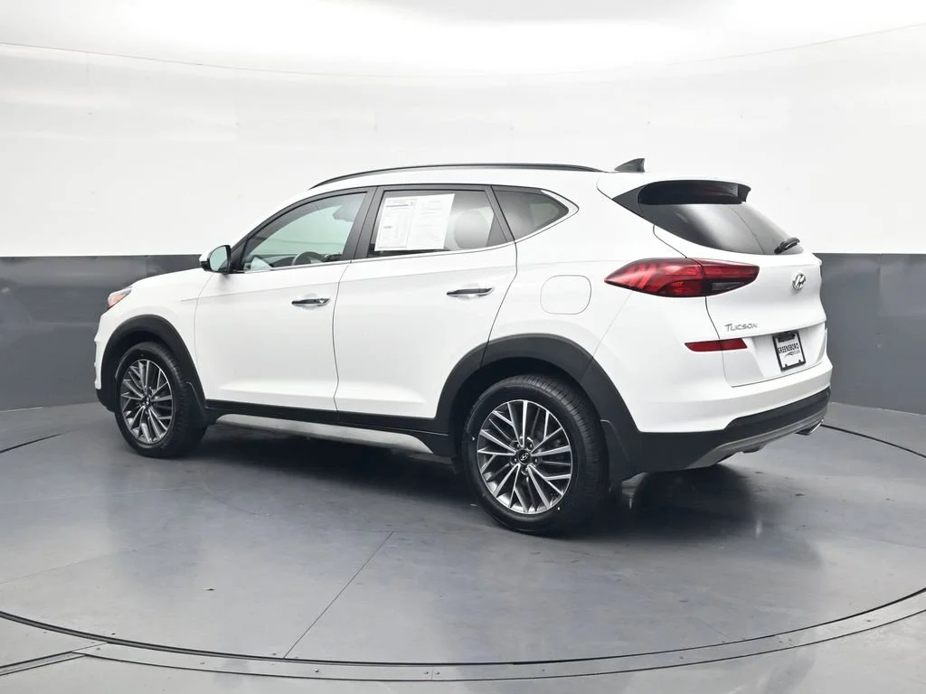 Used 2019 White Hyundai Ultimate image 11