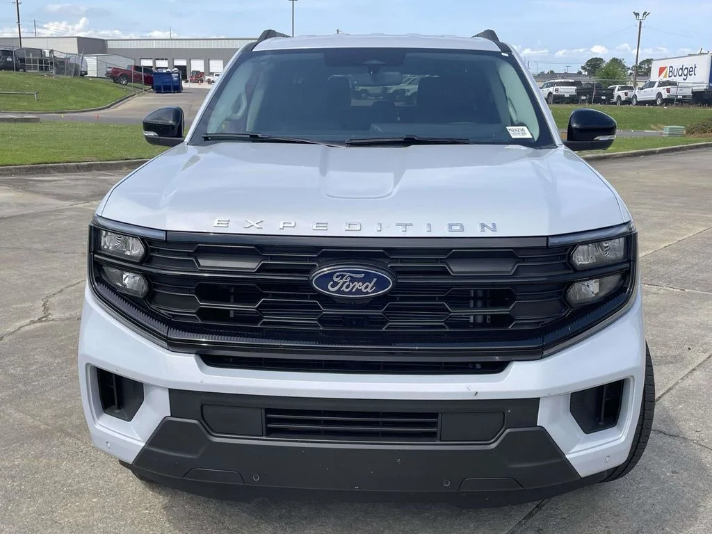 New 2026 Silver Ford Active image 8