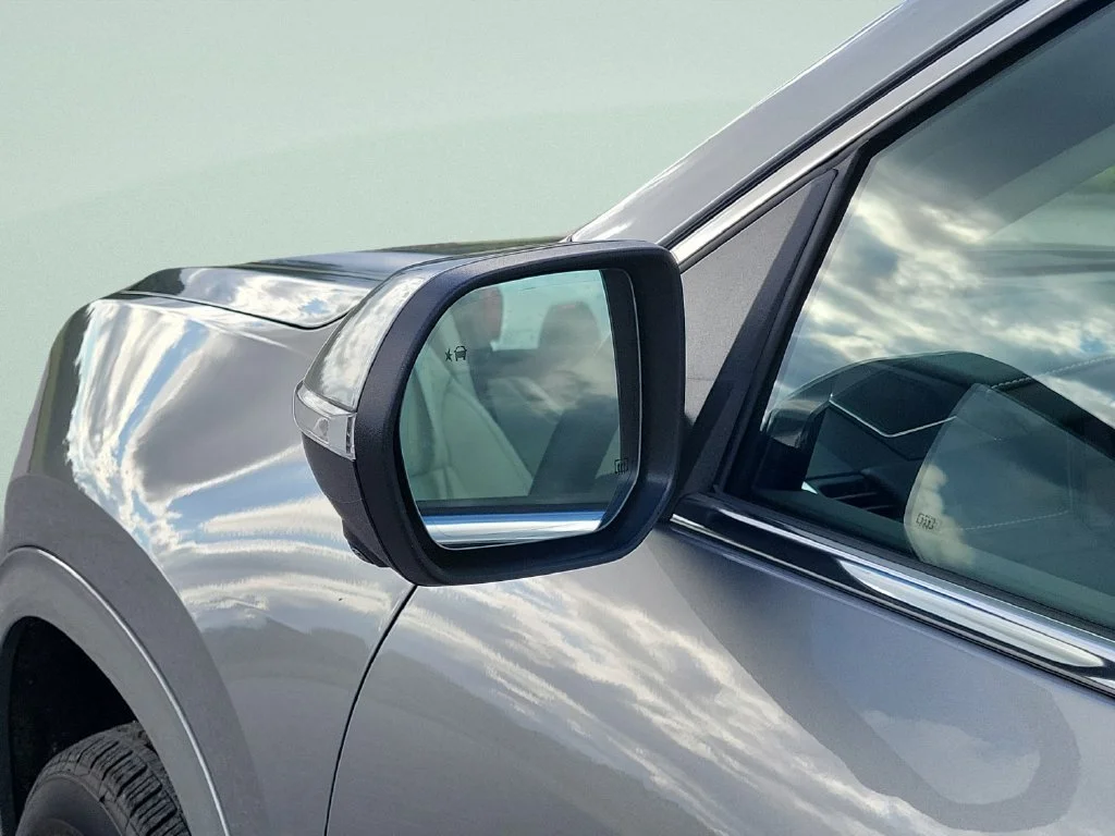 New 2027 Sterling Metallic GMC Denali image 28