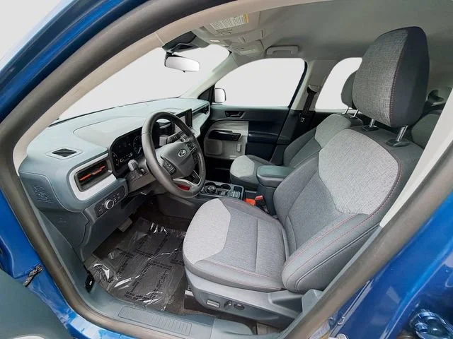 Used 2024 Atlas Blue Metallic Ford XLT image 18
