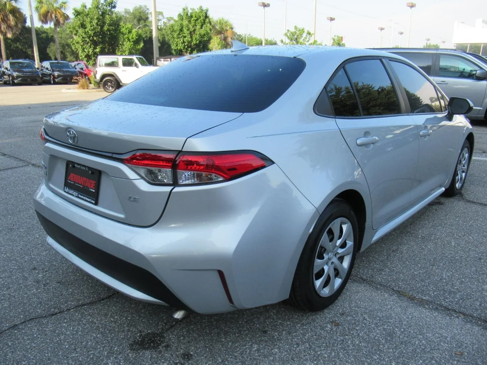 Used 2022 Silver Toyota LE image 7