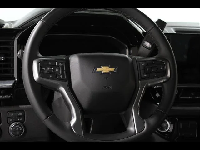 2024 Chevrolet Silverado 2500HD LTZ - Photo 8