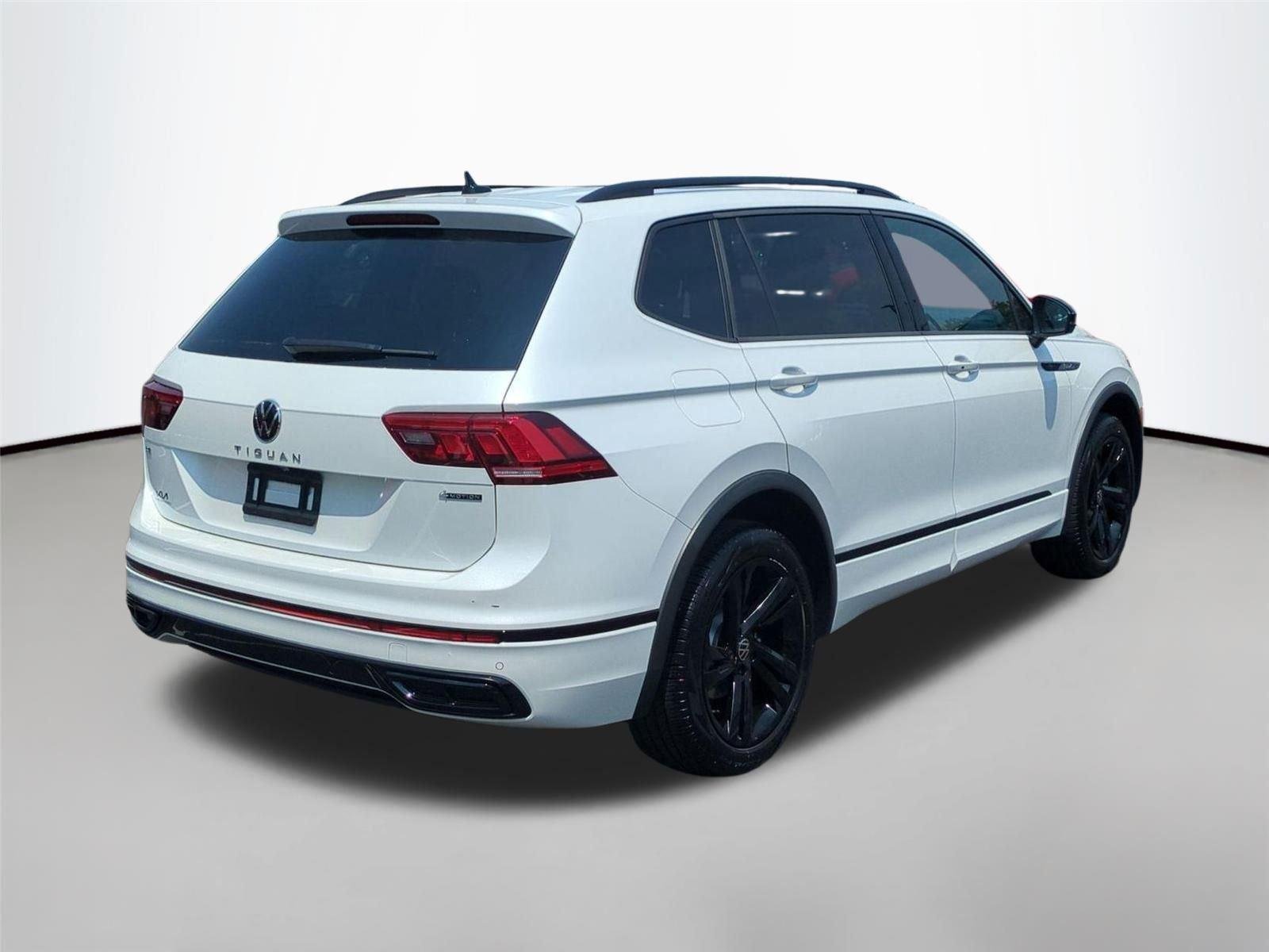 Used 2024 Opal White Pearl Volkswagen SE R-Line Black image 12