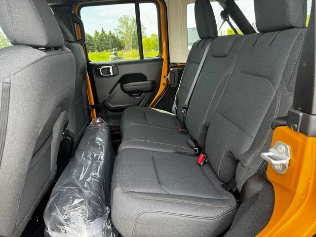 New 2026 Goldilocks Exterior Paint Jeep Sport S image 19