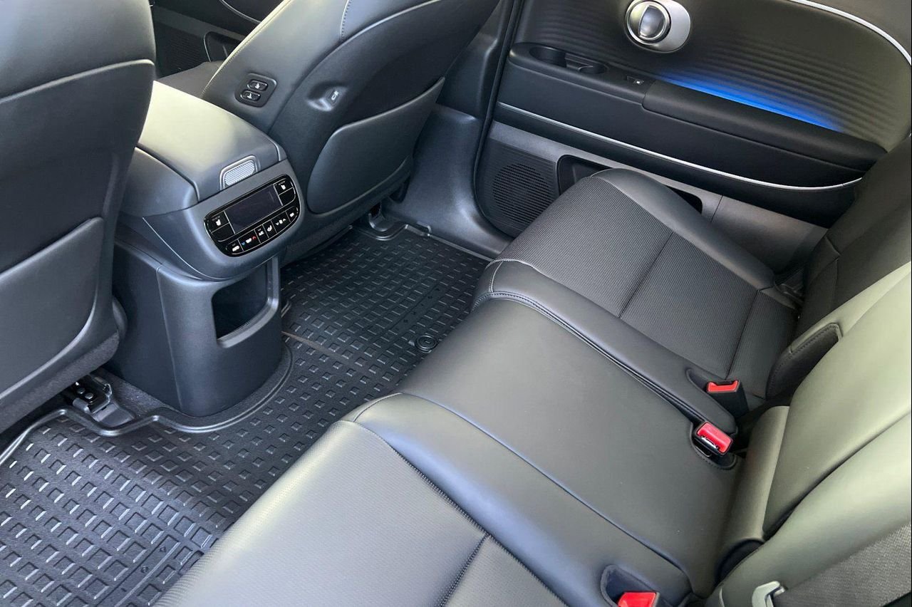 2026 Hyundai IONIQ 9 SEL - Photo 14