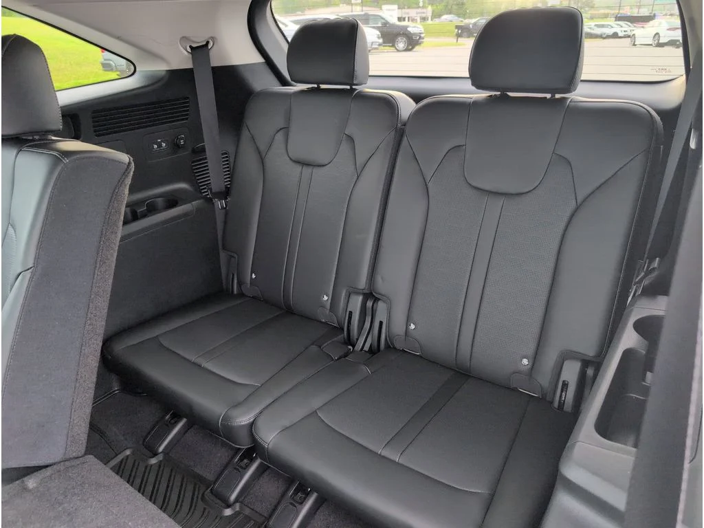 Used 2026 IVORY Kia S FWD image 31