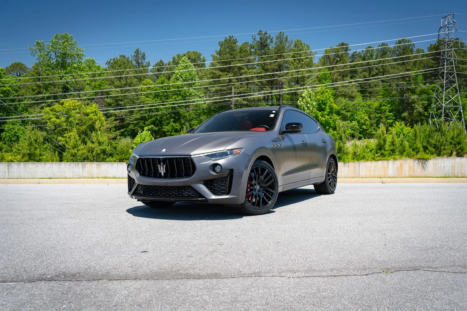2022 Maserati Levante Modena's photo
