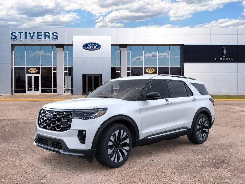 New 2026 Star White Metallic Tri-Coat Ford Platinum image 1