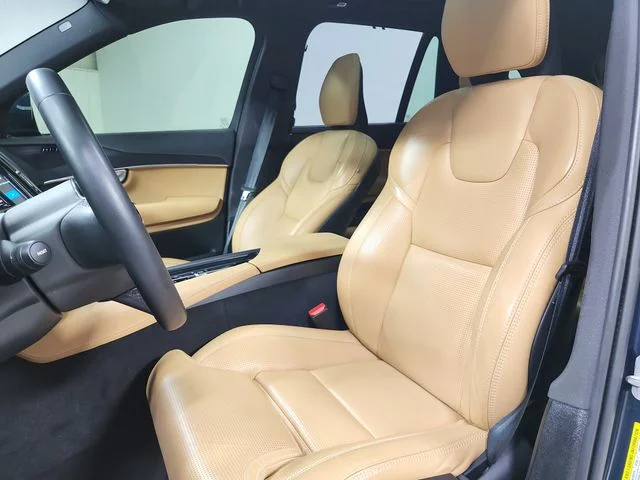 Used 2024 Blue Volvo Ultimate image 10
