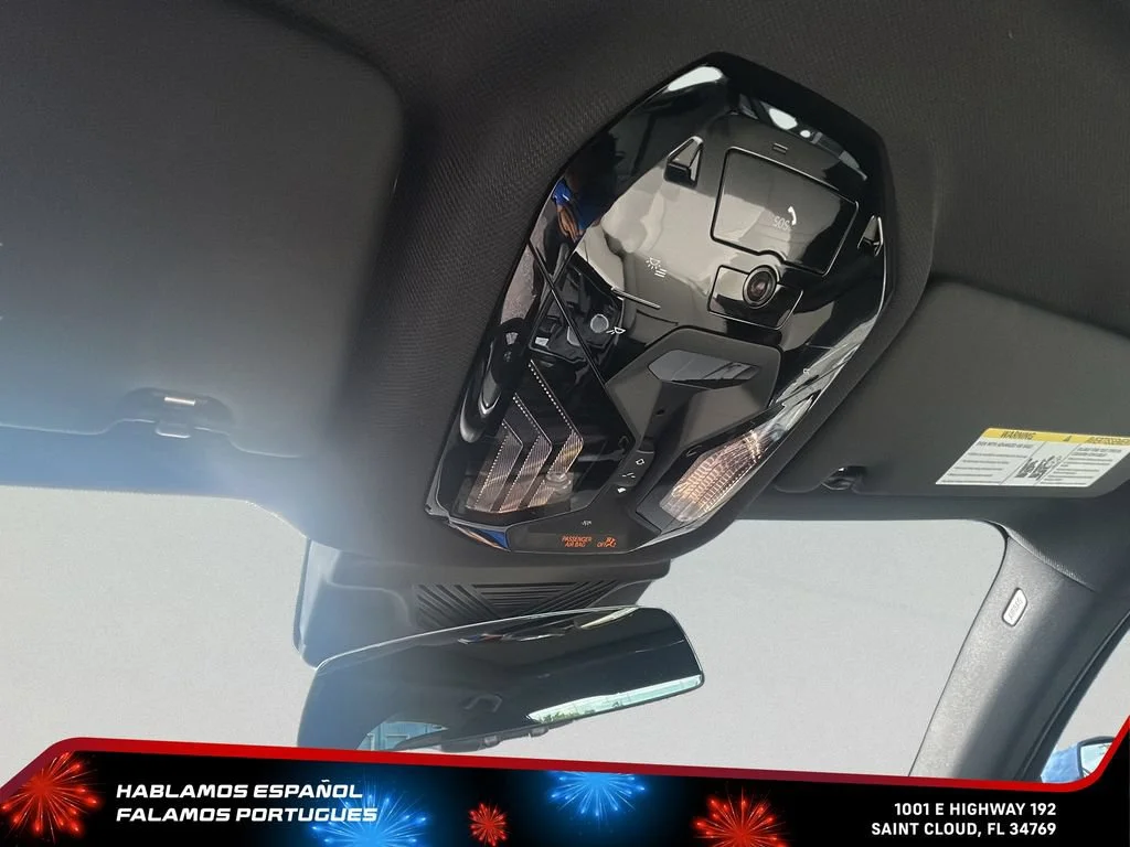 Used 2024 Blue BMW xDrive image 21