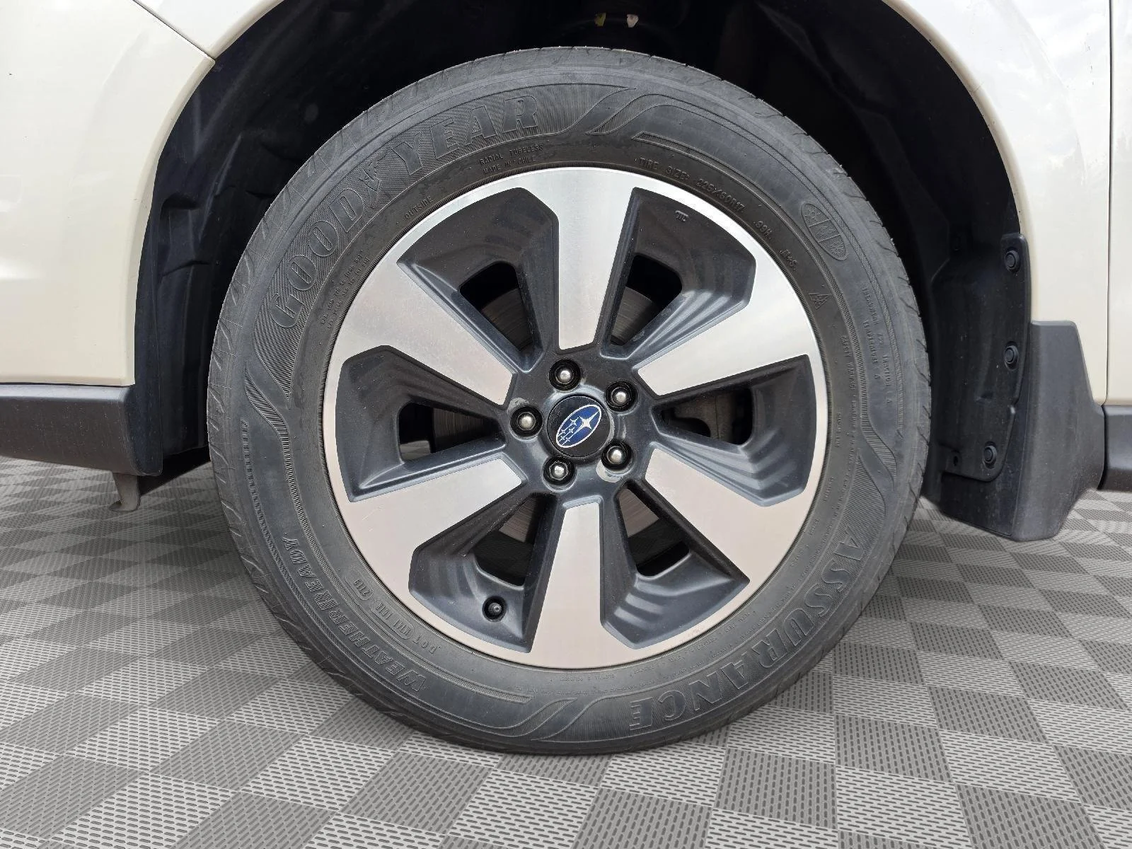 Used 2017 Crystal White Pearl Subaru Premium image 3