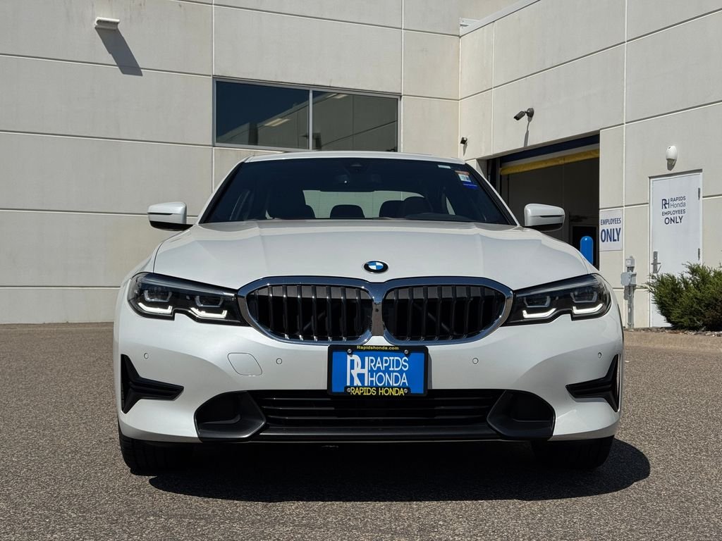 Used 2019 BMW 3 Series 330i with VIN WBA5R7C52KAJ79860 for sale in Coon Rapids, Minnesota