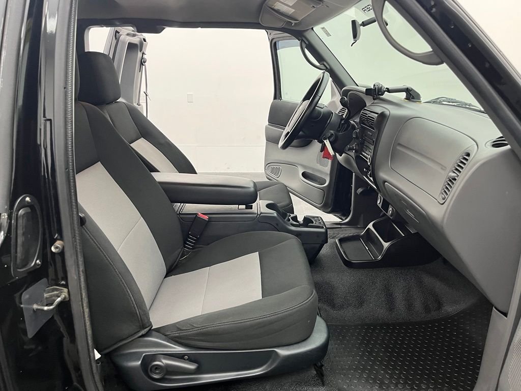 Used 2010 Black Ford XLT image 30