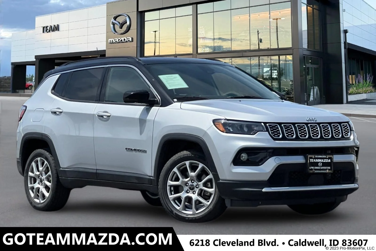2025 Jeep Compass Limited 4X4's photo