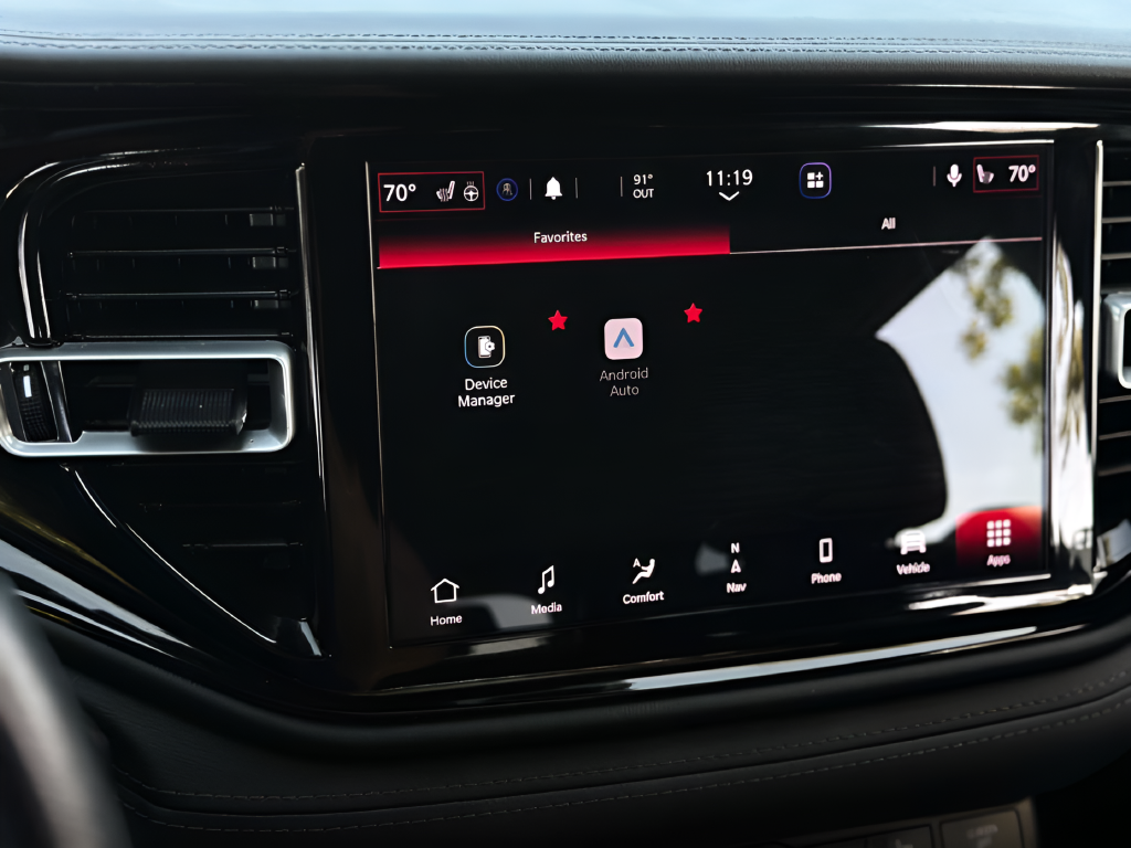 Used 2022 Black Dodge Citadel image 8