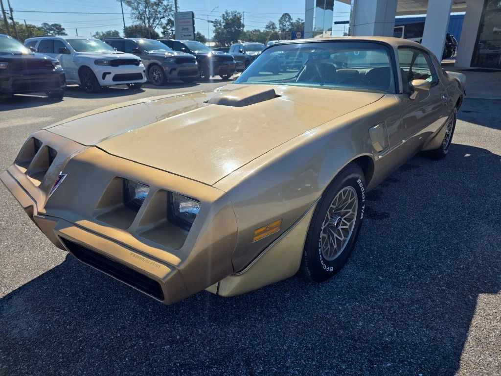 Used 1979 Gold Pontiac Trans Am image 1