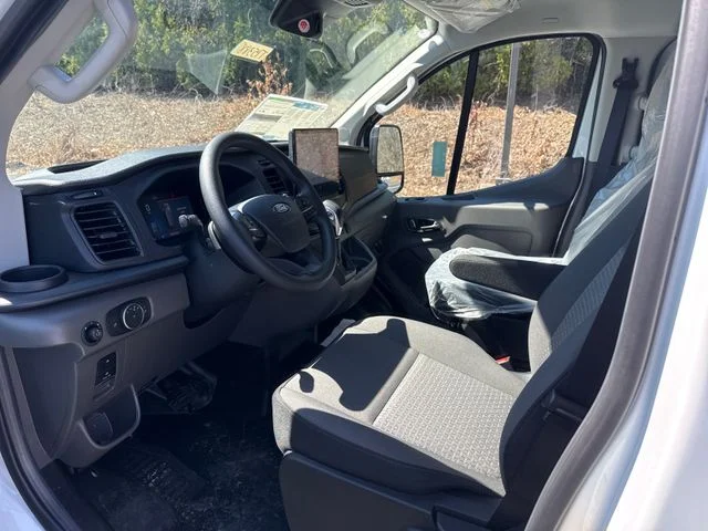 New 2026 Oxford White Ford Cargo Van image 11