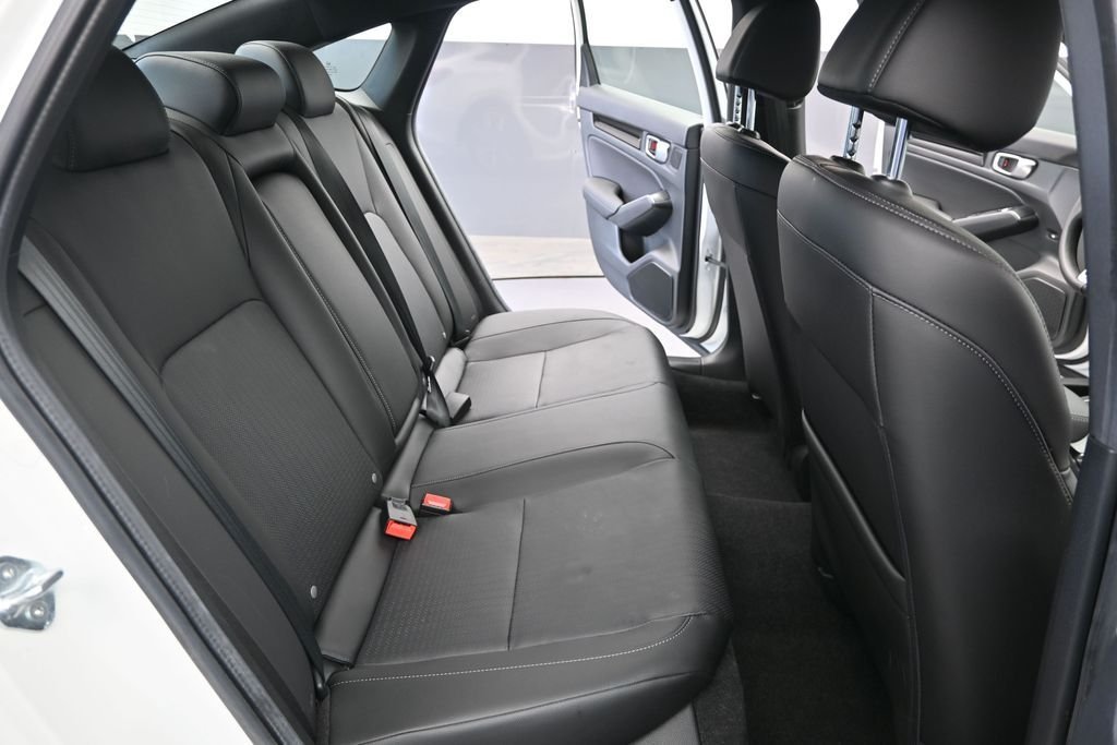 Used 2025 White Honda Sport image 28