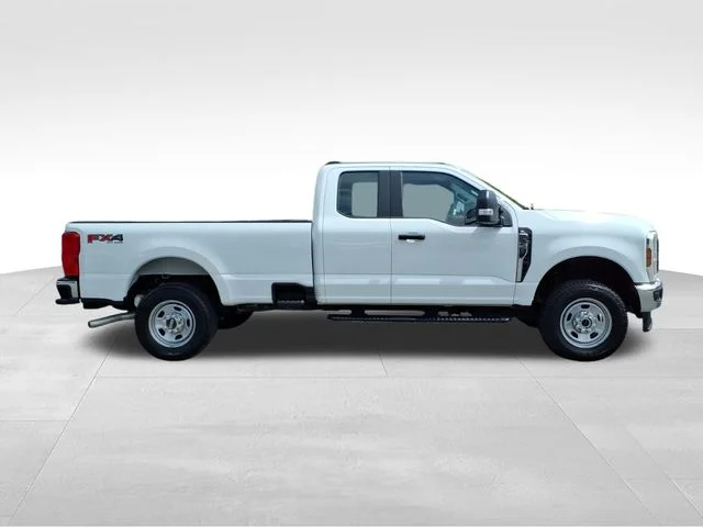 Used 2024 White Ford XL image 14