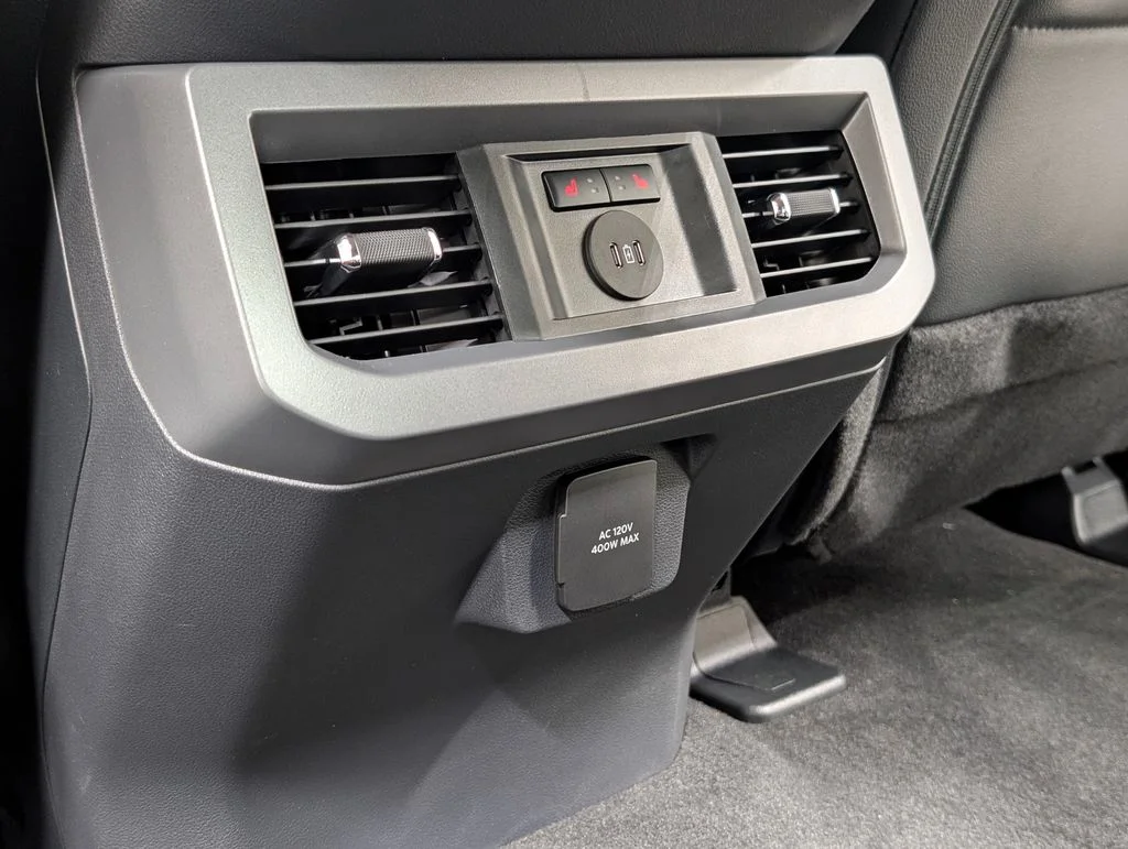 New 2026 Oxford White Ford F-350® Lariat® image 20
