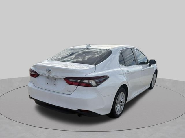 Used 2023 White Toyota LE image 3