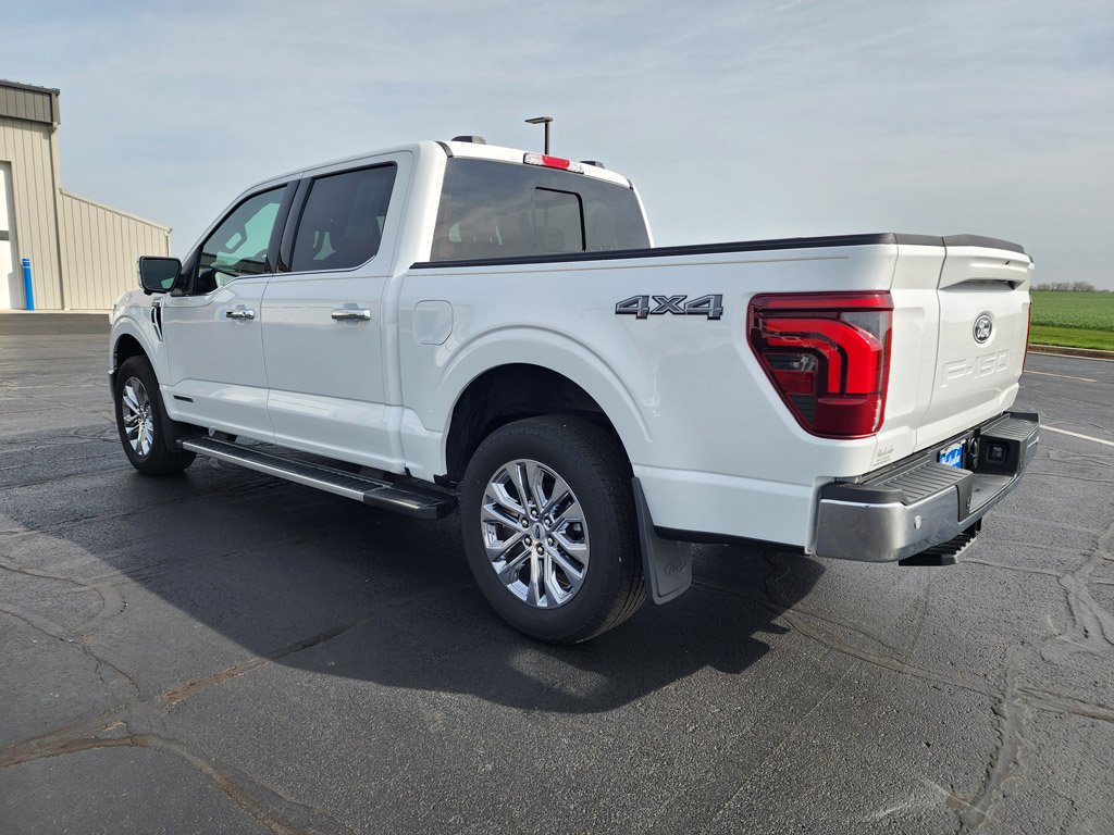 Used 2025 Oxford White Ford LARIAT image 7