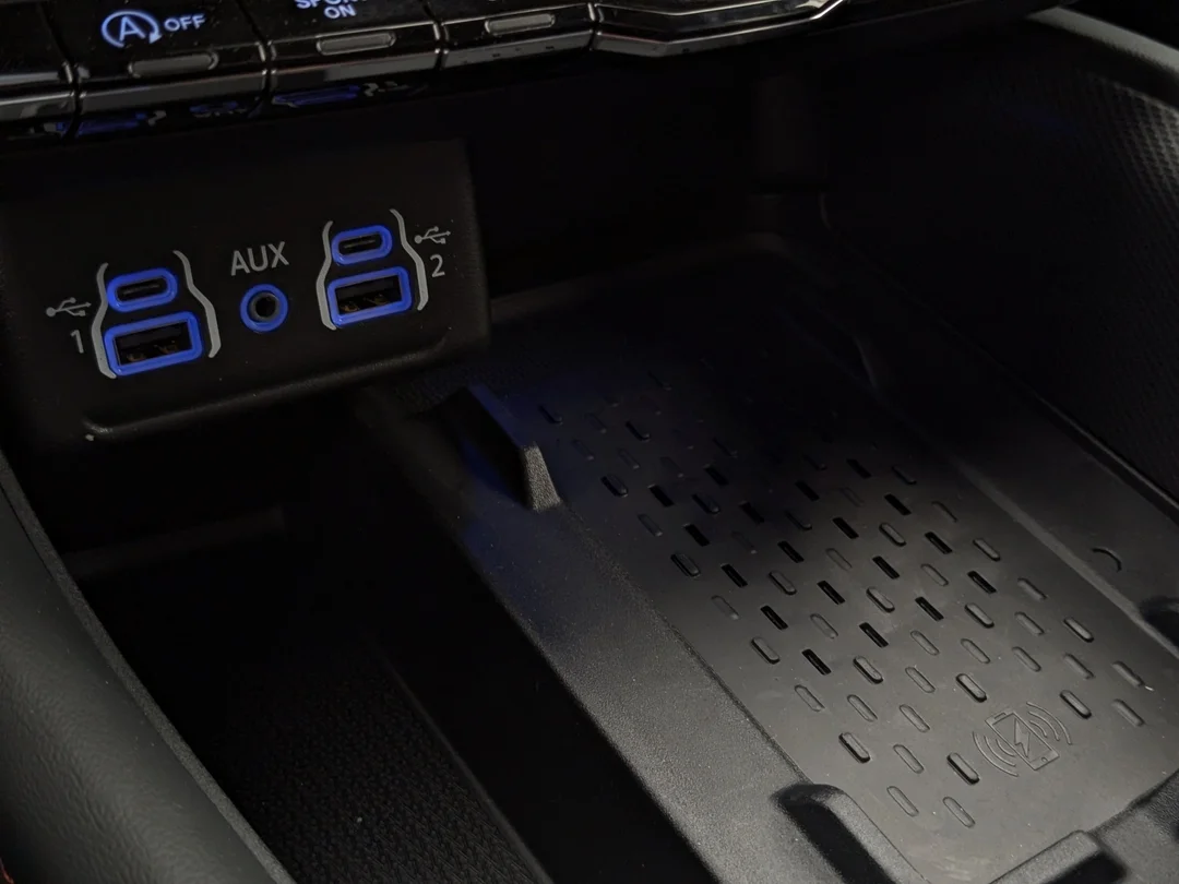 New 2026 Black Dodge GT Plus - - AWD - GT Plus Pkg (2BH) - 2nd Row Captain Chairs - Leather?Faced Bucket Seats & More! image 23