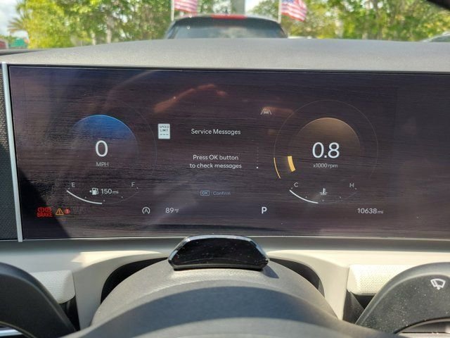 Certified Used 2025 White Hyundai SEL Convenience image 23