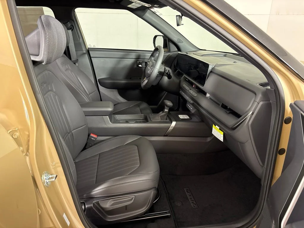 New 2027 Terrain Brown Kia X-Line S image 15
