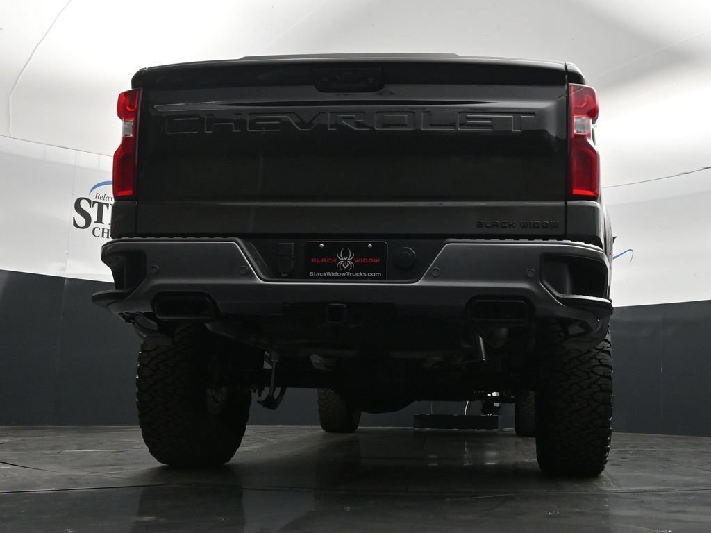 New 2026 Black Chevrolet RST image 31