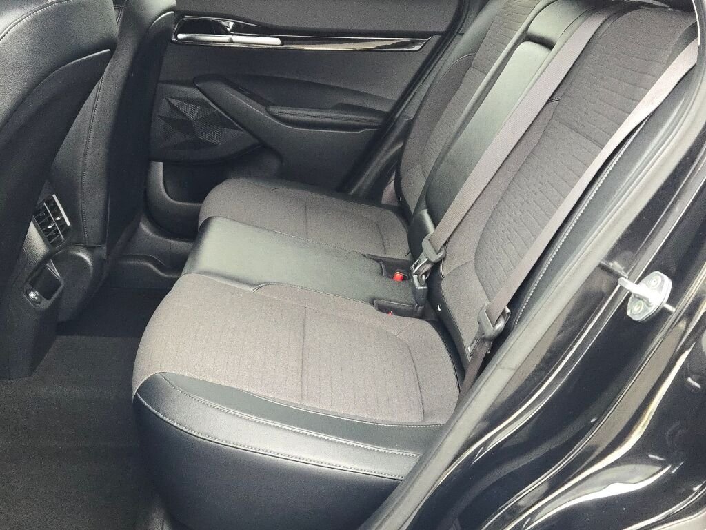 Used 2023 Black Kia S image 15