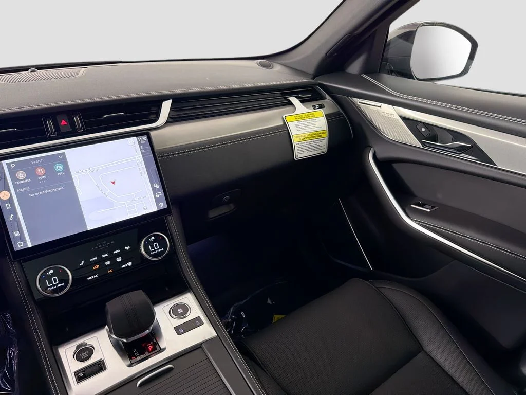 2026 Jaguar F-Pace R-Dynamic S - Photo 25