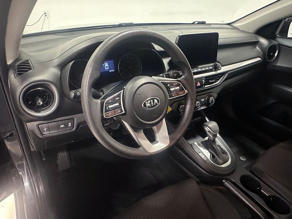 Used 2020 Gray Kia LXS image 19
