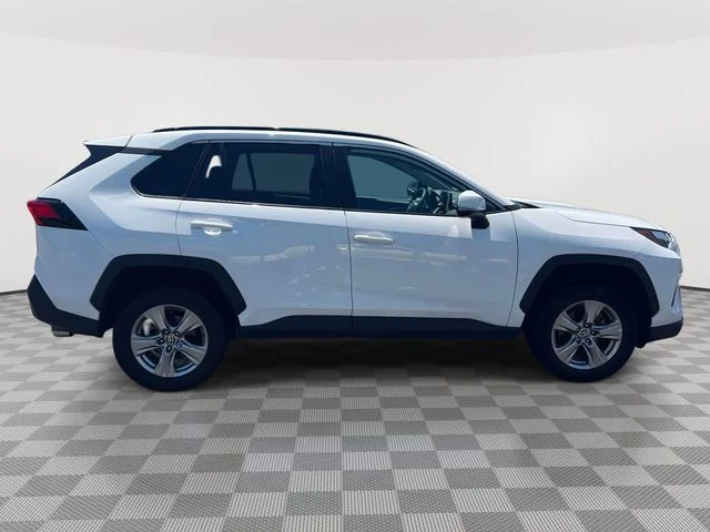 Used 2024 White Toyota XLE image 5