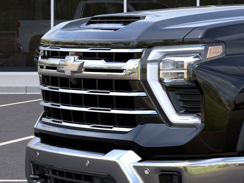 2026 Chevrolet Silverado 3500 HD LTZ - Photo 13