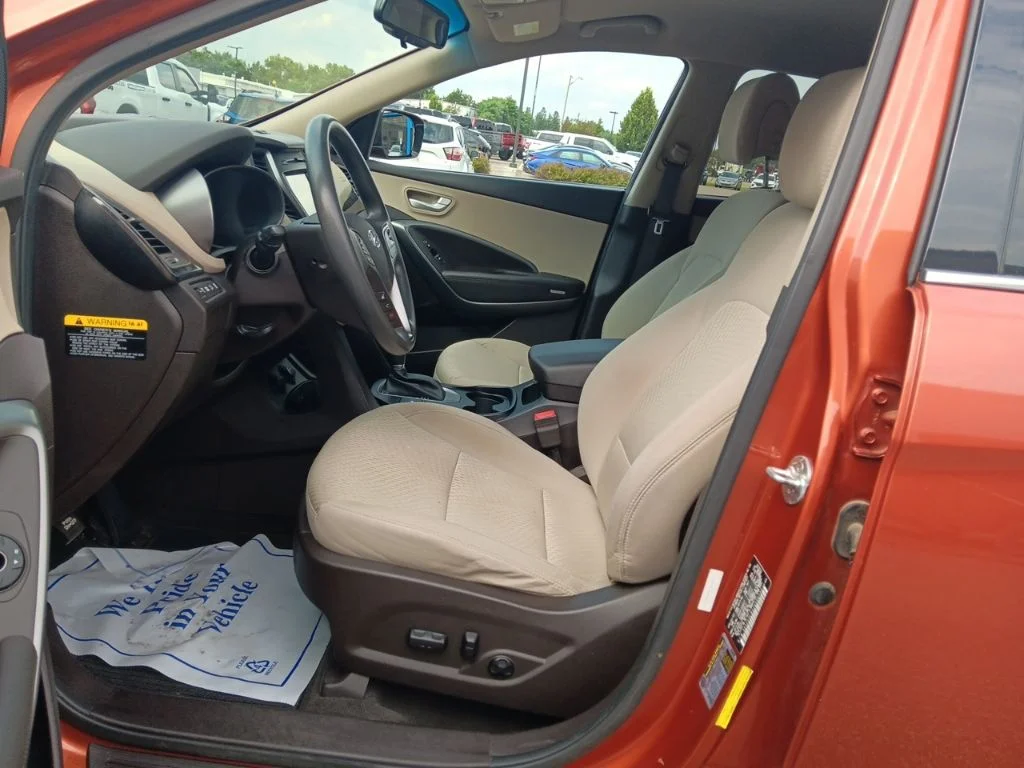 Used 2018 Canyon Copper Hyundai 2.4 Base image 29
