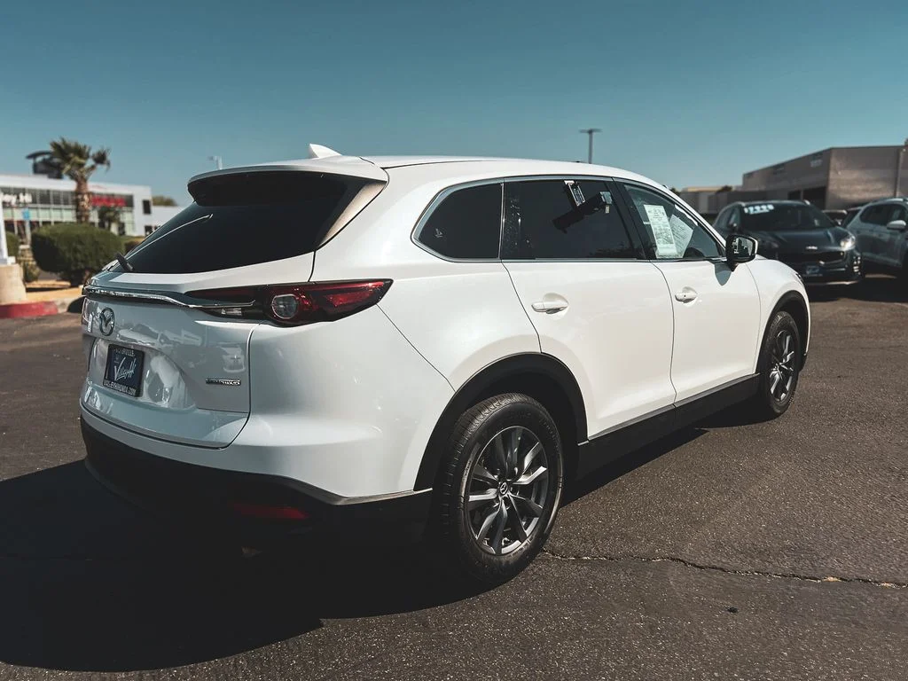 Used 2022 White Mazda Touring image 9