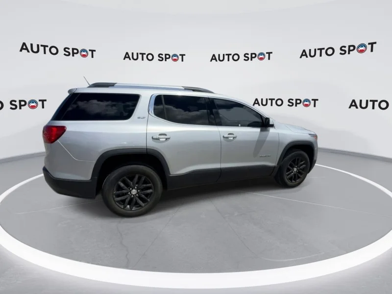 Used 2019 Silver GMC SLT image 3
