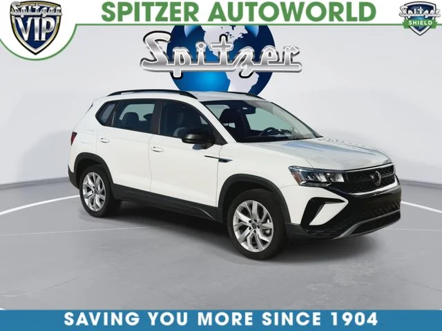 Certified Used 2023 White Volkswagen 1.5T S image 3
