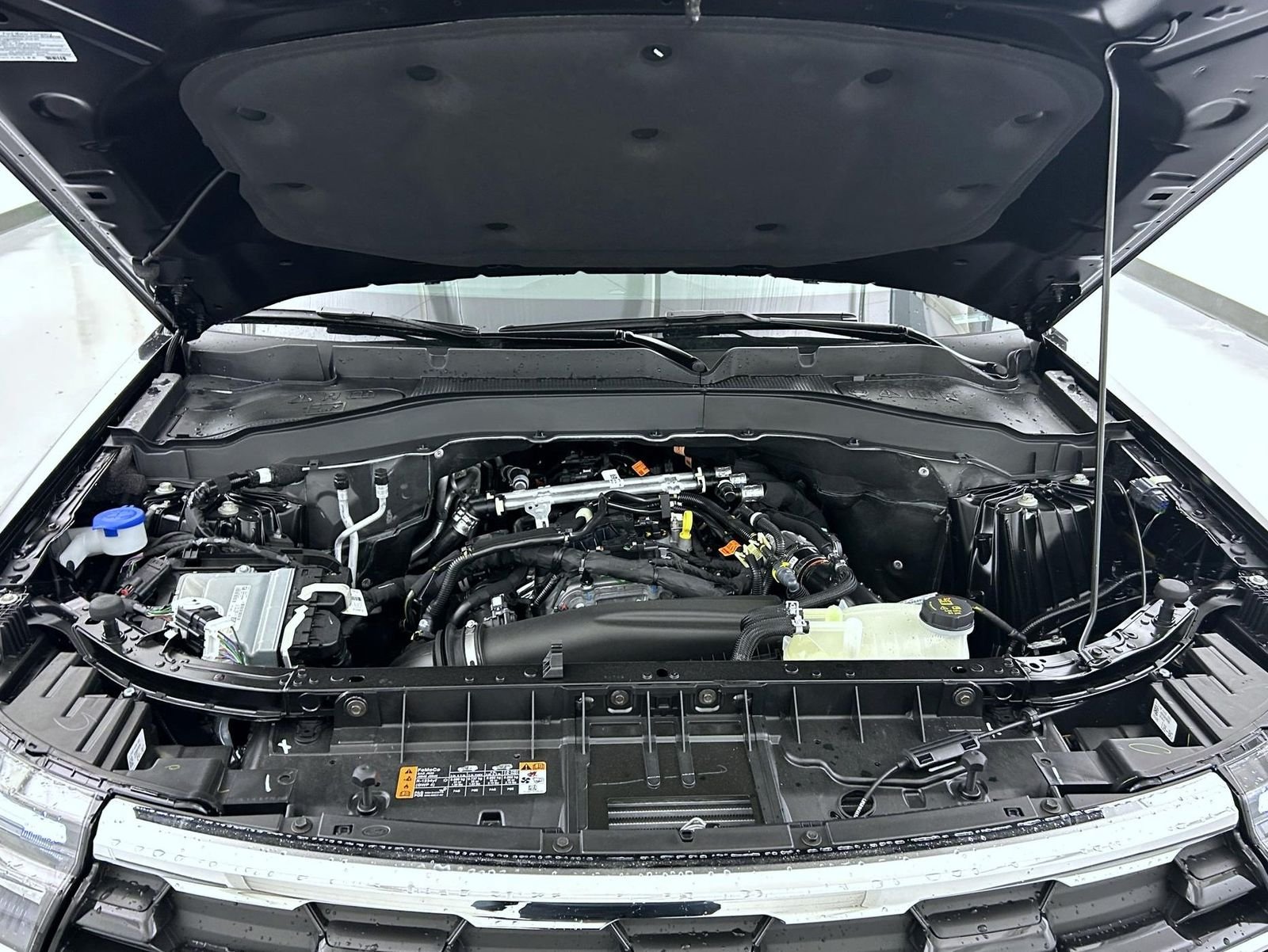 New 2026 Agate Black Metallic Ford Active image 26