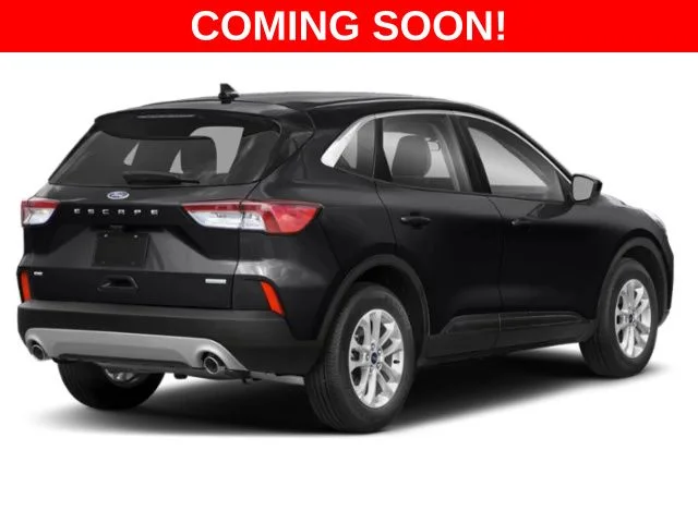 Used 2022 Black Ford SE image 2
