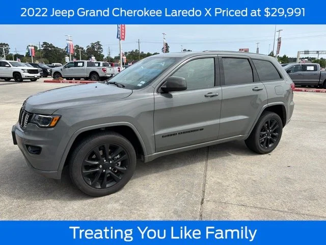2022 Jeep Grand Cherokee Laredo X 4WD's photo