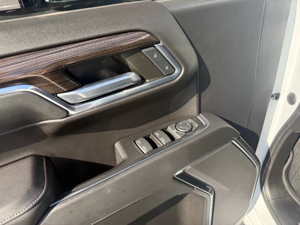 2023 Chevrolet Silverado 1500 RST - Photo 15