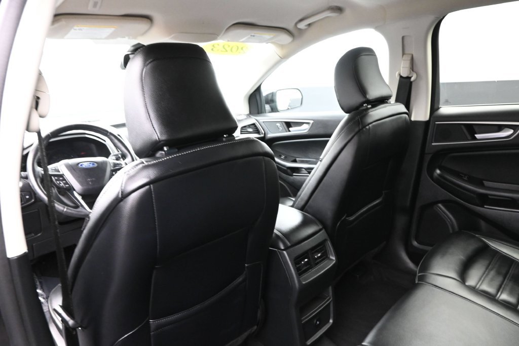 Used 2023 Black Ford SEL image 16