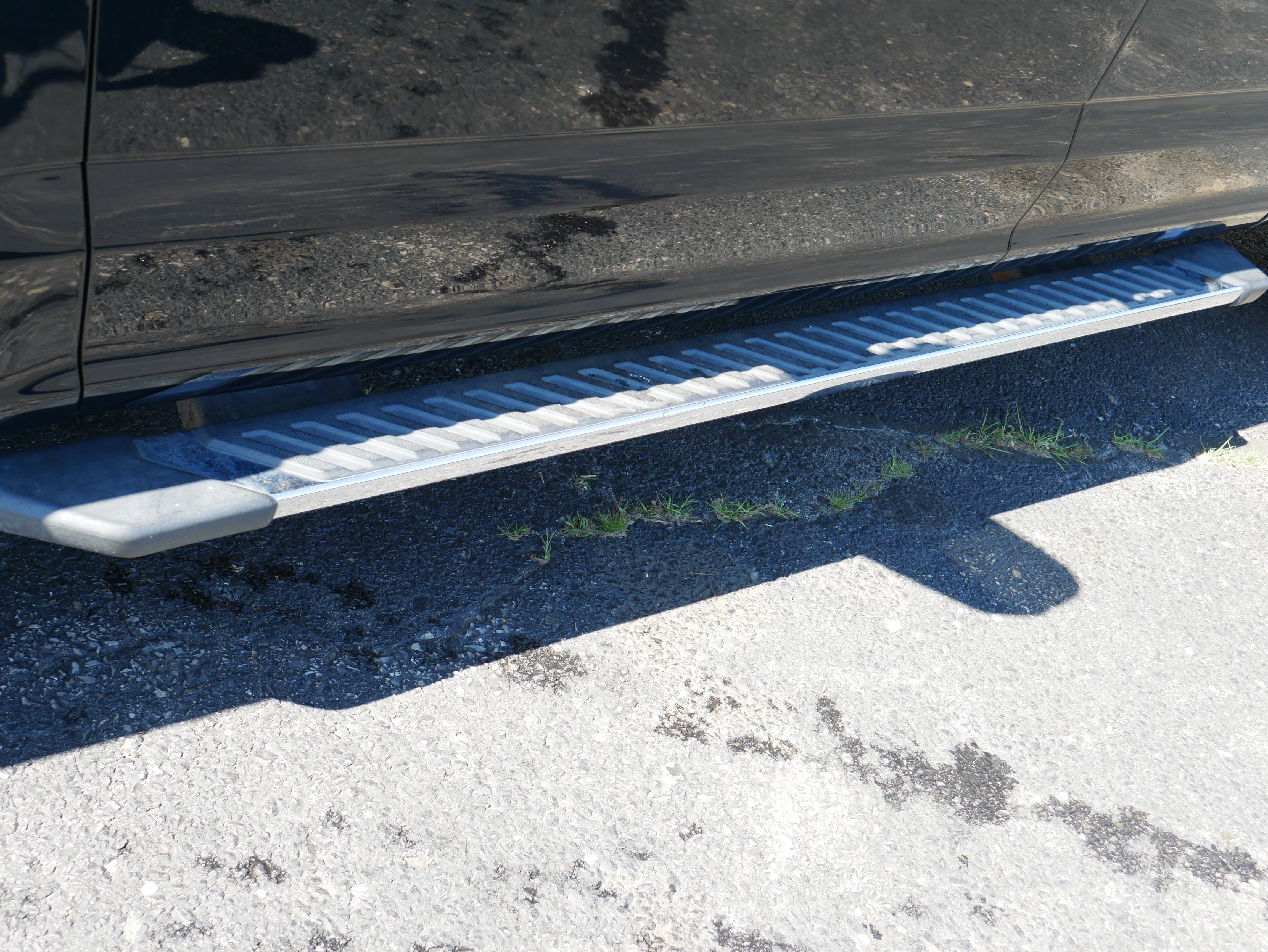 Used 2018 Wht Ford XL image 12