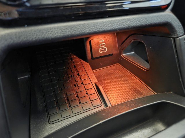 Used 2024 Silver Ford Raptor image 44