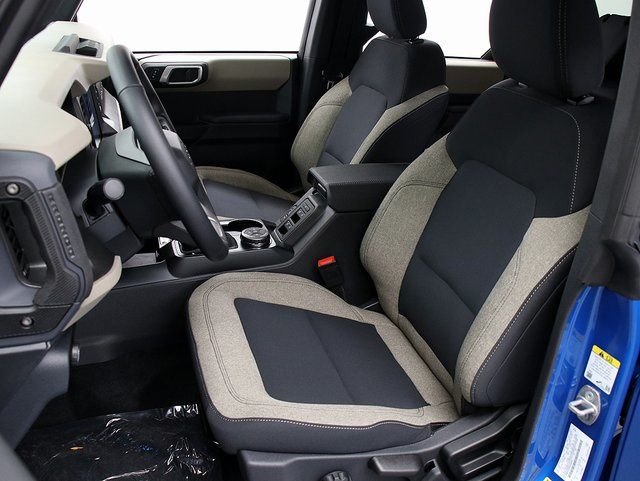New 2025 Velocity Blue Metallic Ford Big Bend® image 9