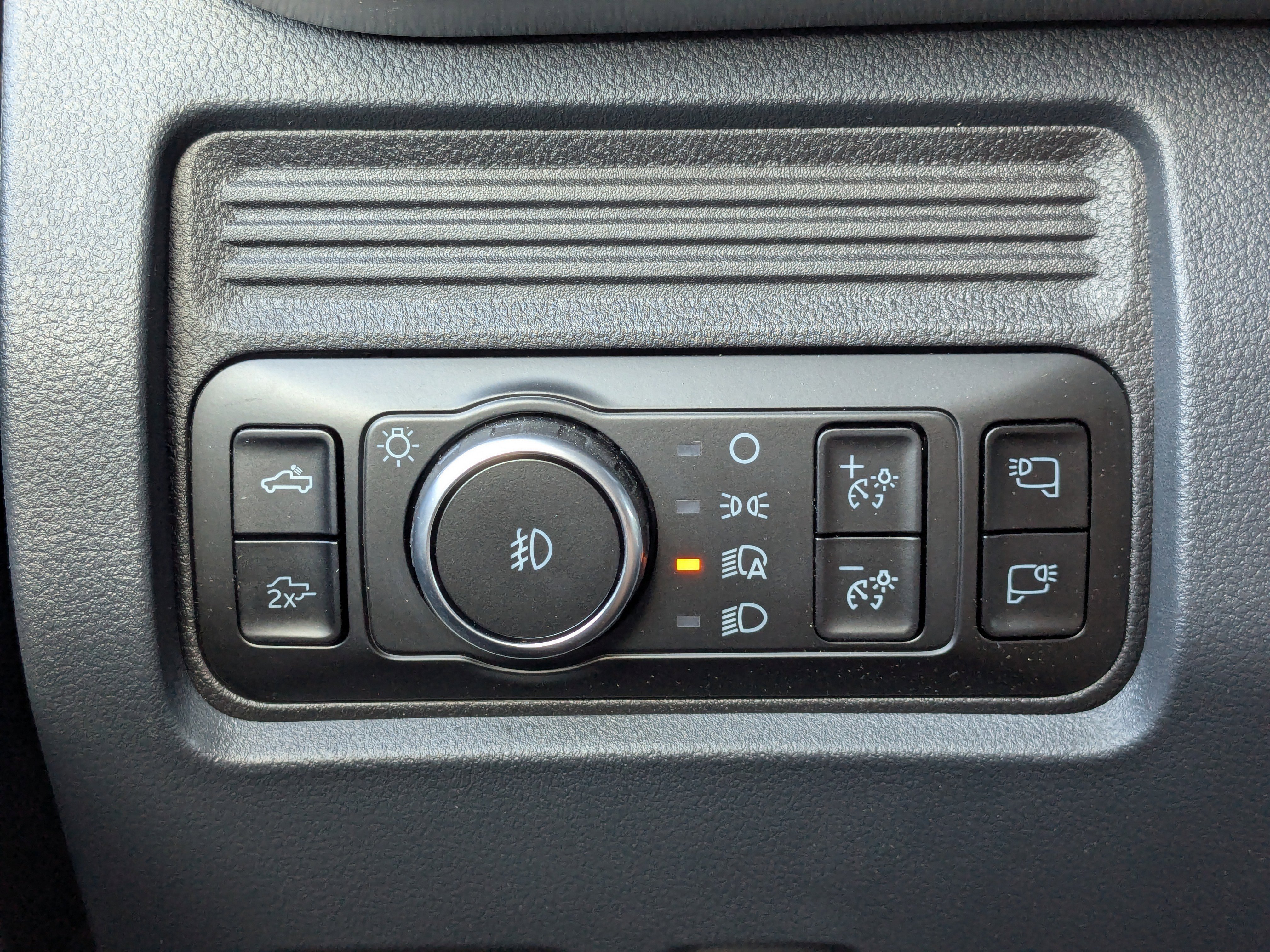 2025 Ford F-350 Super Duty Lariat - Photo 32